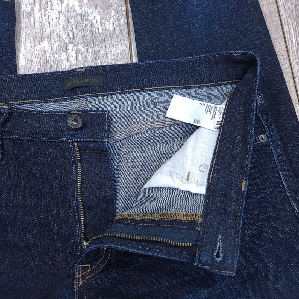 Uniqlo Jeans Men Size 33x28 Dark Blue Slim Fit Stretch Selvedge Denim - Picture 6 of 7
